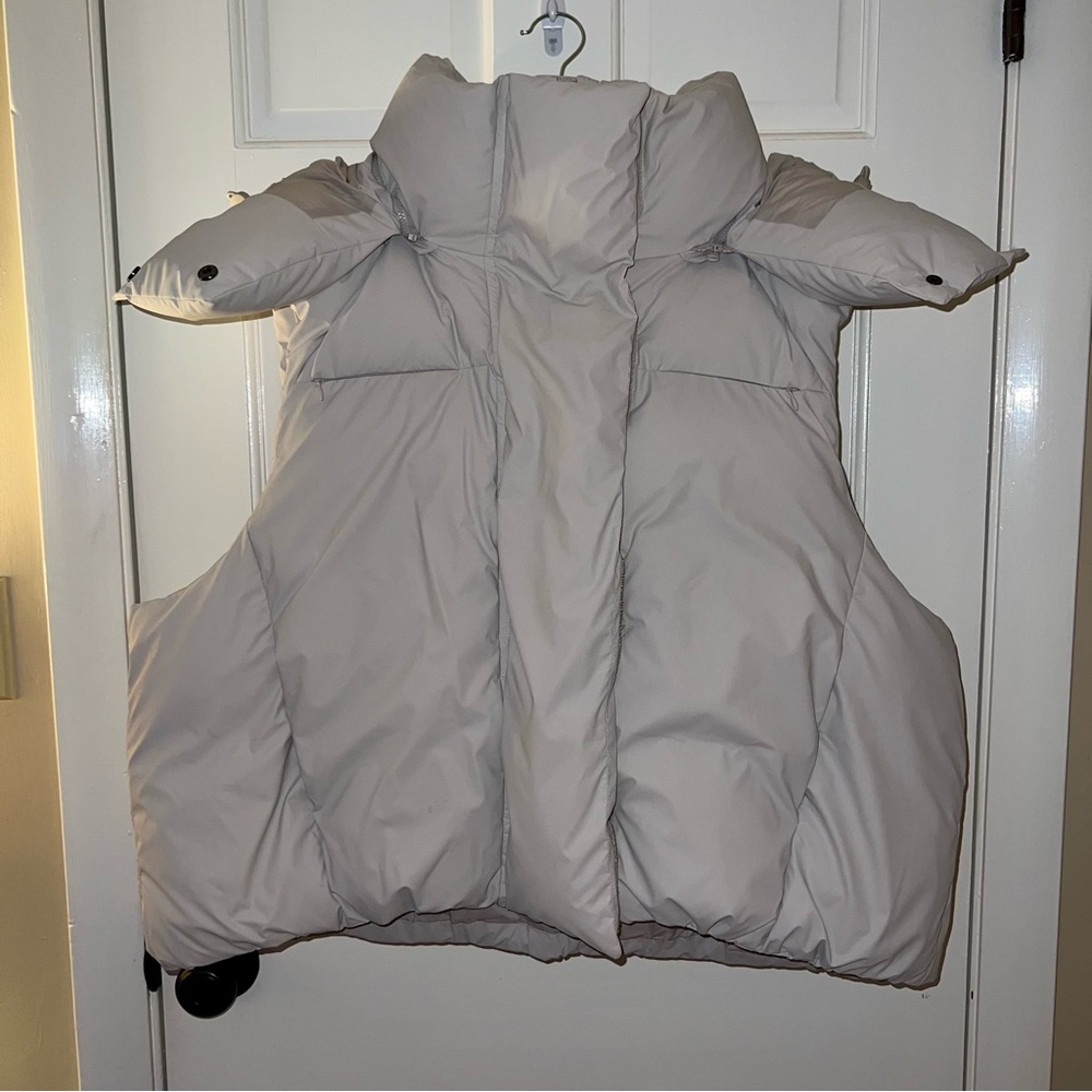 Khy Puffer Vest in Gray